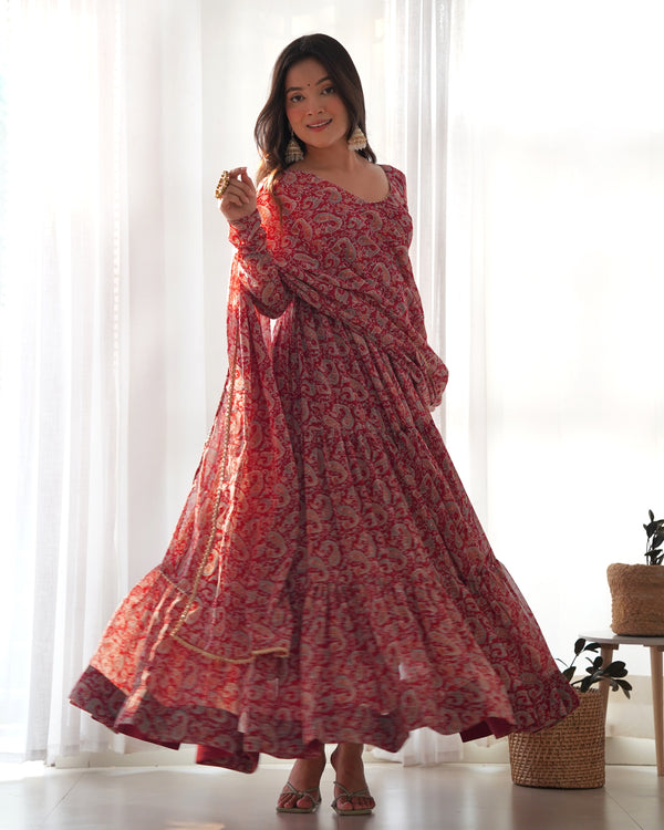 Vibrant Kalamkari Print Fox Georgette Anarkali Set – 8.25m Flair, Shawl-Style Dupatta