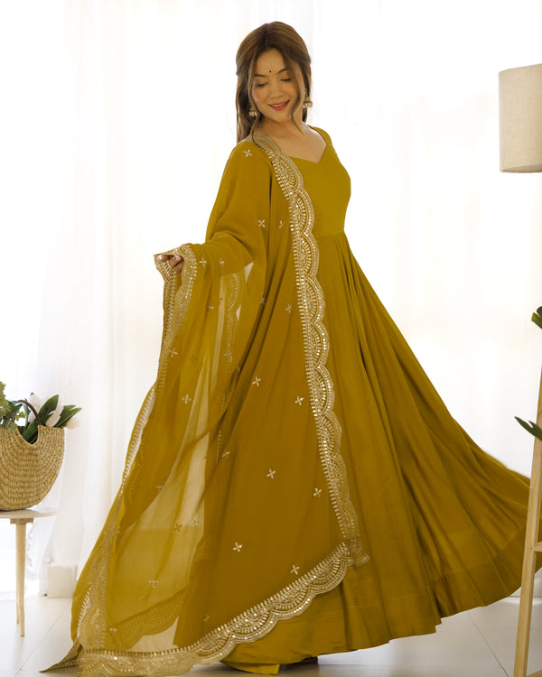 Premium Roman Silk Chanderi Anarkali Set – 16 Kali Design, Embroidered Dupatta & Pant