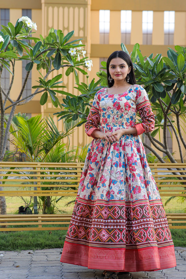 Premium Banarasi Silk Kalamkari Designer Gown with Jacquard Weaving – Timeless Elegance