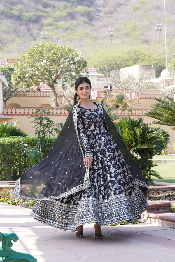 Viscose Dyable Jacquard Gown with Russian Silk Dupatta