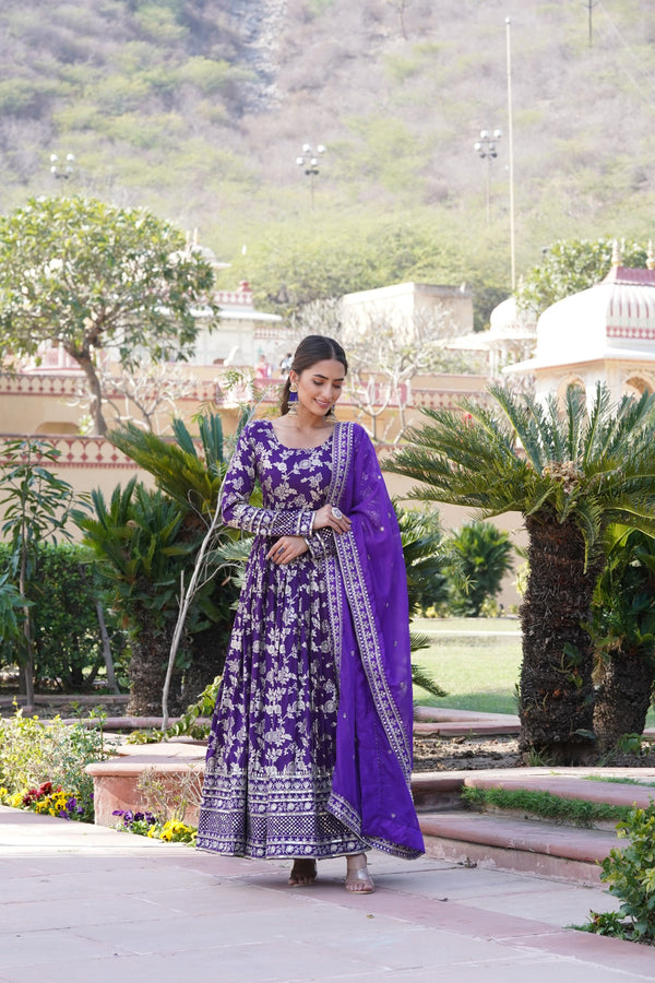 Viscose Dyable Jacquard Gown with Russian Silk Dupatta