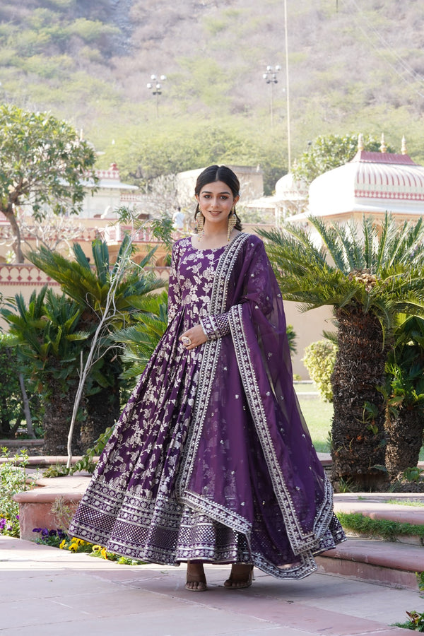 Viscose Dyable Jacquard Gown with Russian Silk Dupatta